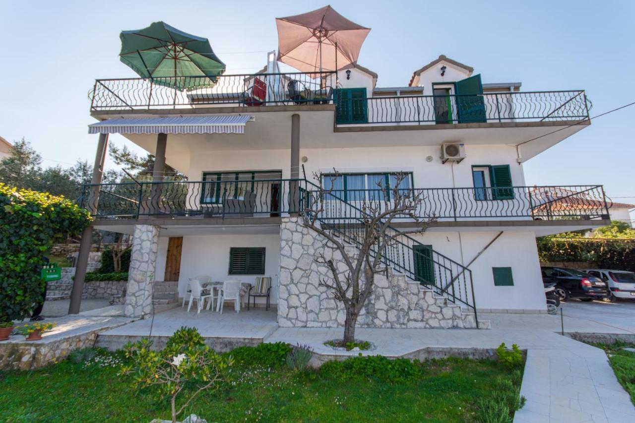 Apartments By The Sea Slatine, Ciovo - 1126 Trogir Exterior photo
