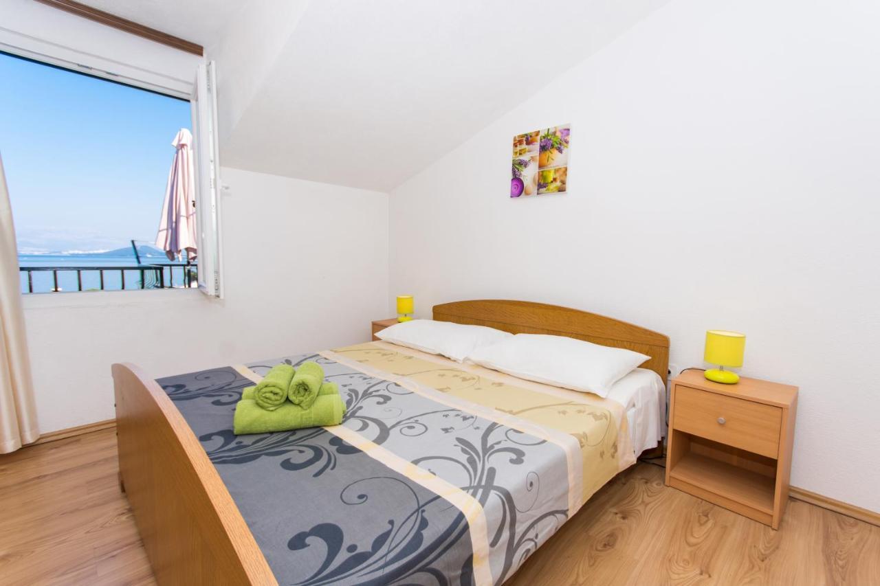 Apartments By The Sea Slatine, Ciovo - 1126 Trogir Exterior photo